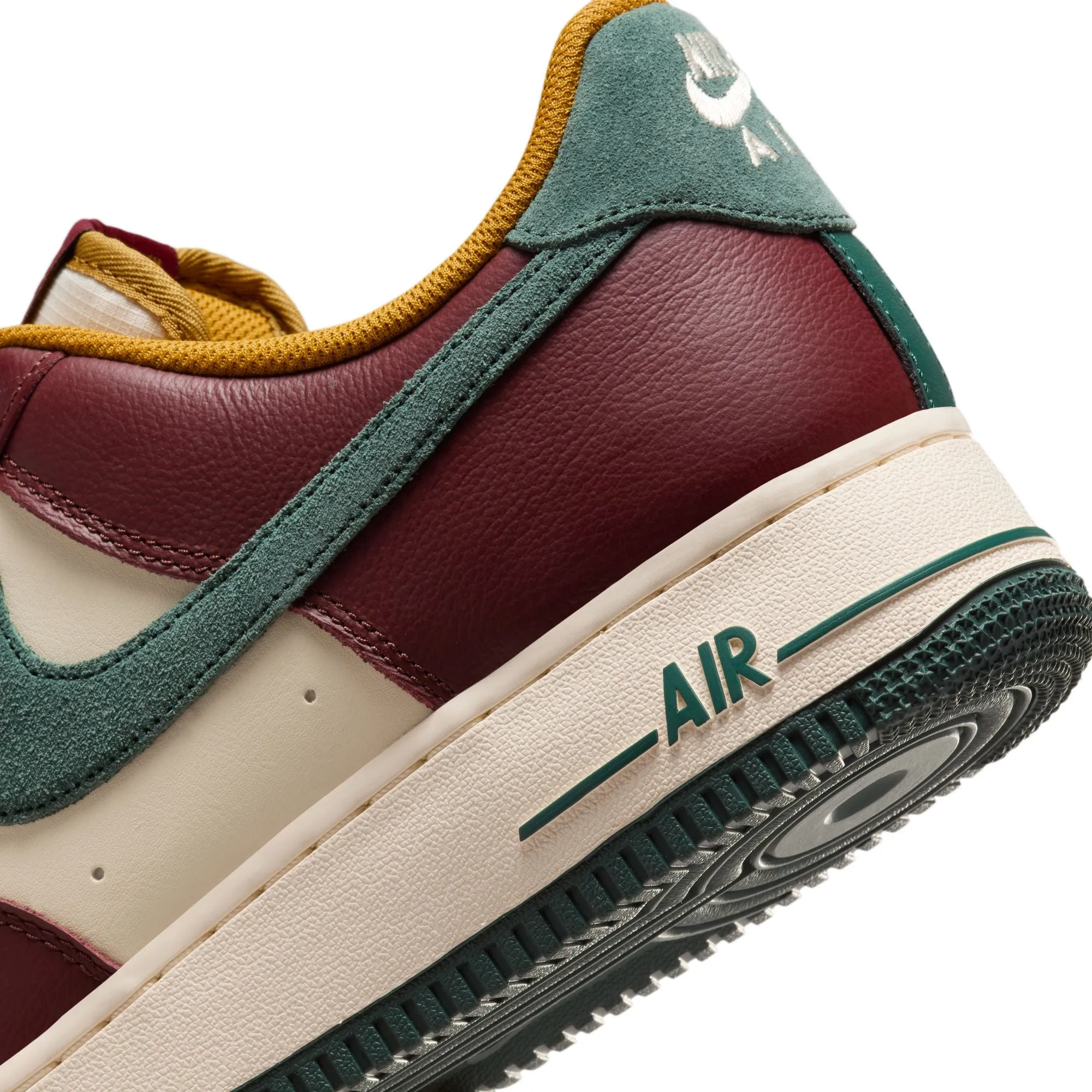 Men's Nike Air Force 1 '07 LV8 - "Coconut Milk Vintage Green"